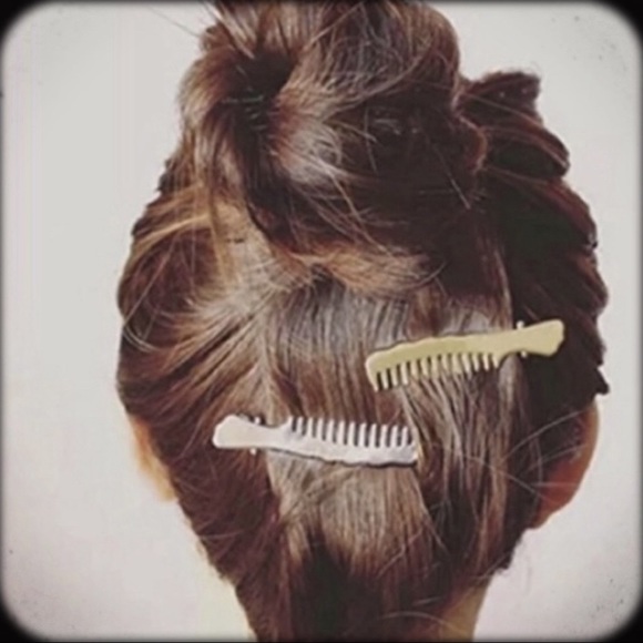 51Twenty Accessories - 3/$25 COLBY GOLD /SILVER (2) COMB BARRETTES